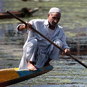 the dal lake people